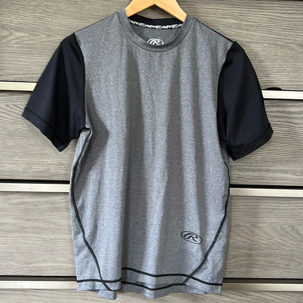 Rawlings athletic dry wick baseball shirt. - size YLarge